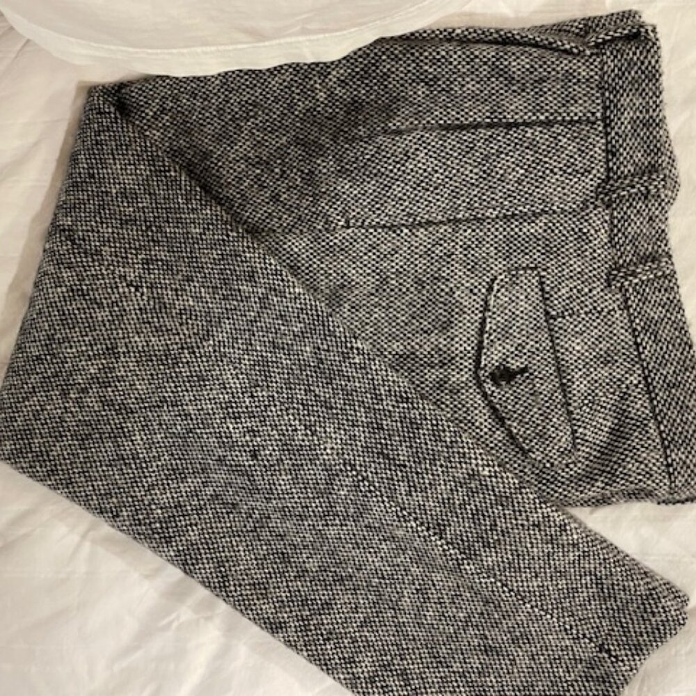 J CREW IRISH WOOL PLEATED PANTS - SIZE 31-30